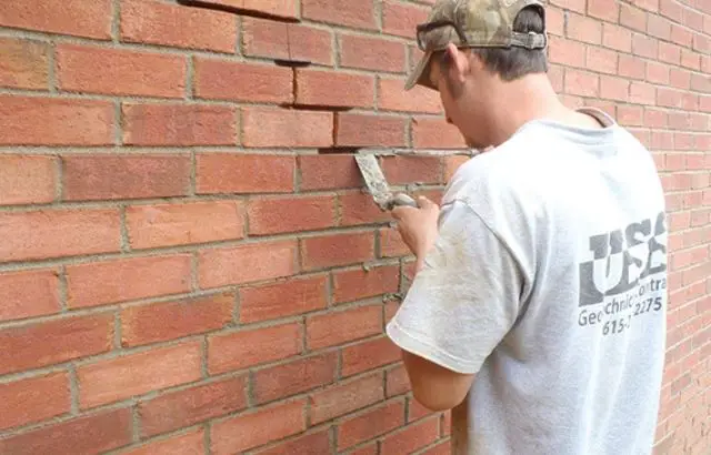 How to Install a Lintel in an Existing Brick Wall