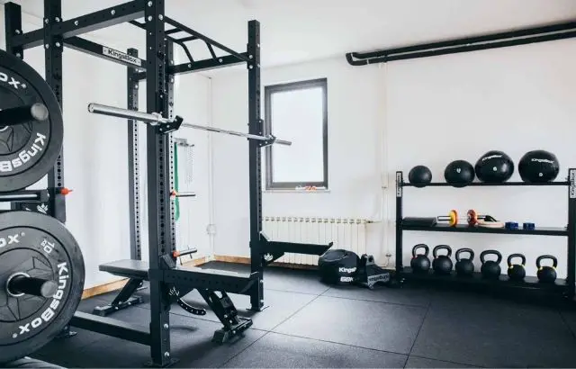 How to make a home gym in the basement