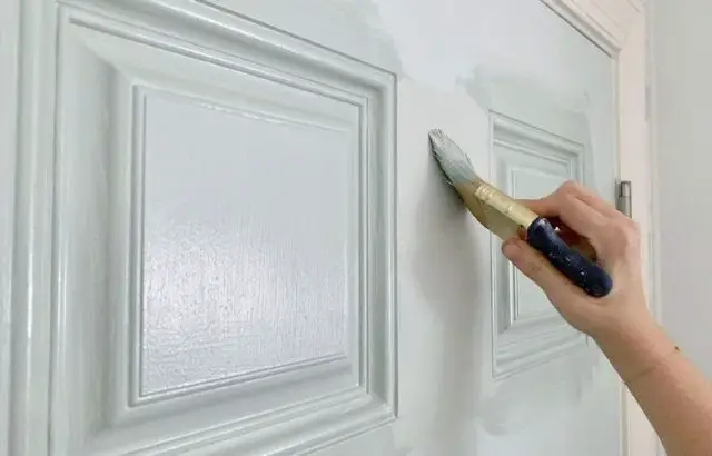 how to paint a door with gloss enamel