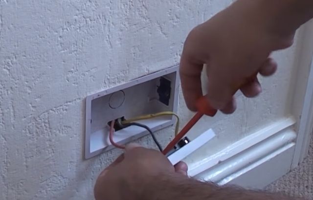 how to install bullnose wall plate