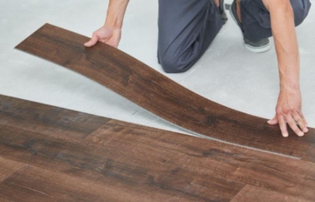 How to Lay Random Length Wood Flooring 