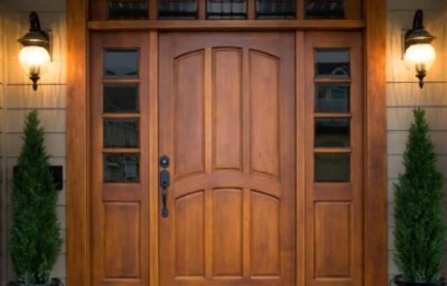 How to Remove Stain from Fiberglass Door