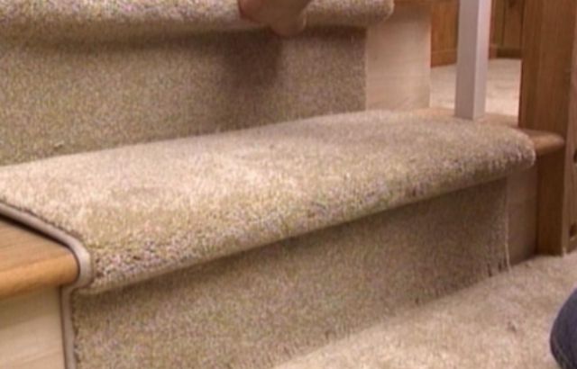 How to protect carpet on stairs while painting