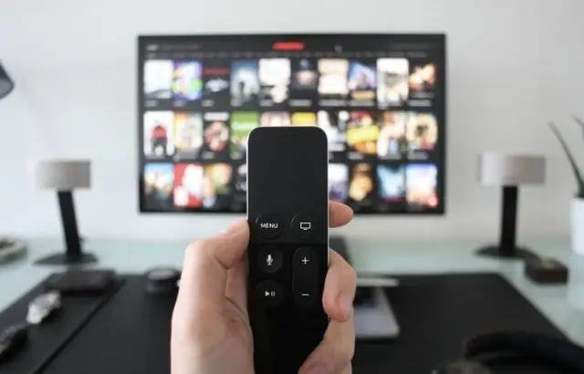 how to connect Samsung smart TV to home theater