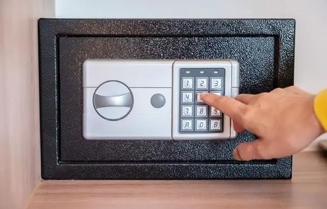 how to open a brinks home security safe