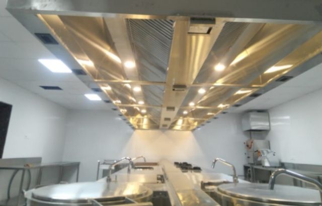 Type of Lights under the Hood in Commercial Kitchens