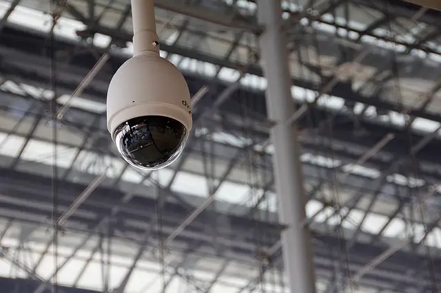 do home security cameras deter crime
