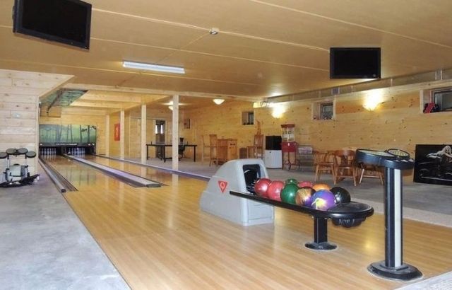 Should I Buy A House With Bowling Basement Walls