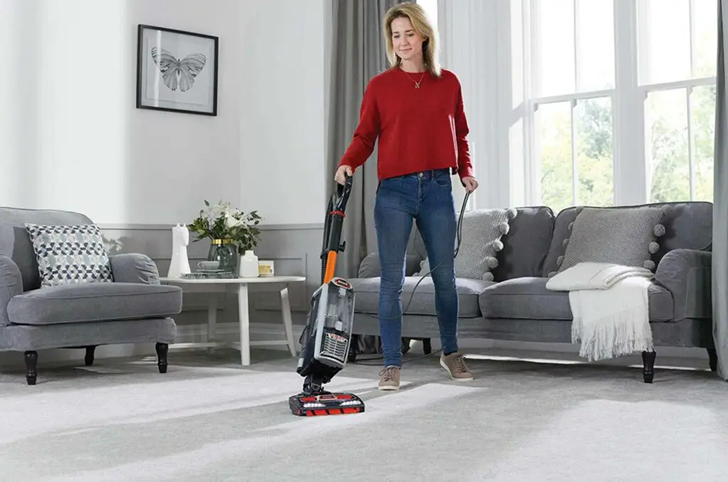 Best Vacuum Cleaner for Carpet and Hardwood