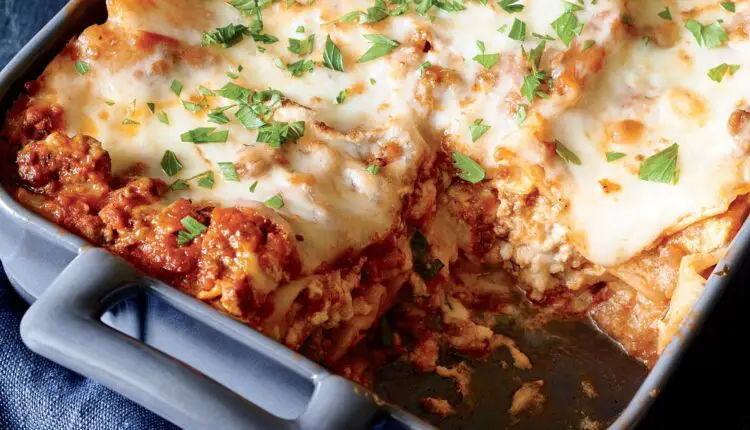 How Long Do You Leave Lasagna In The Oven