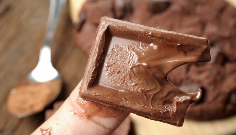 How To Keep Chocolate From Melting Without A Refrigerator