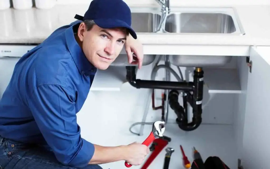 Signs That You Need Help From Plumber