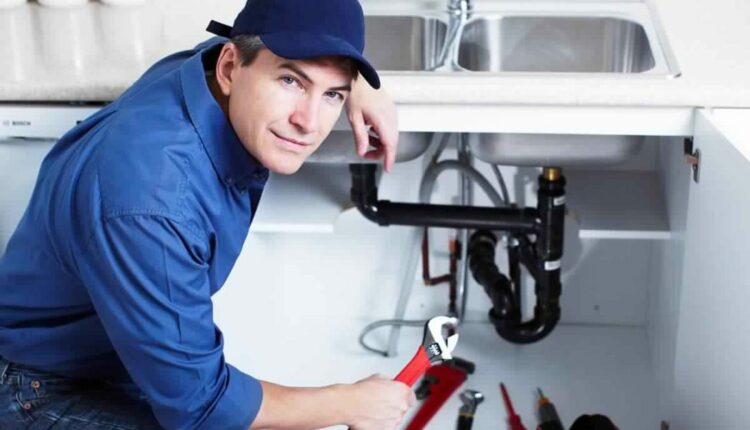 Signs That You Need Help From Plumber