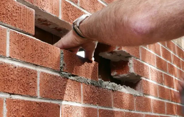How to Change the Color of Brick