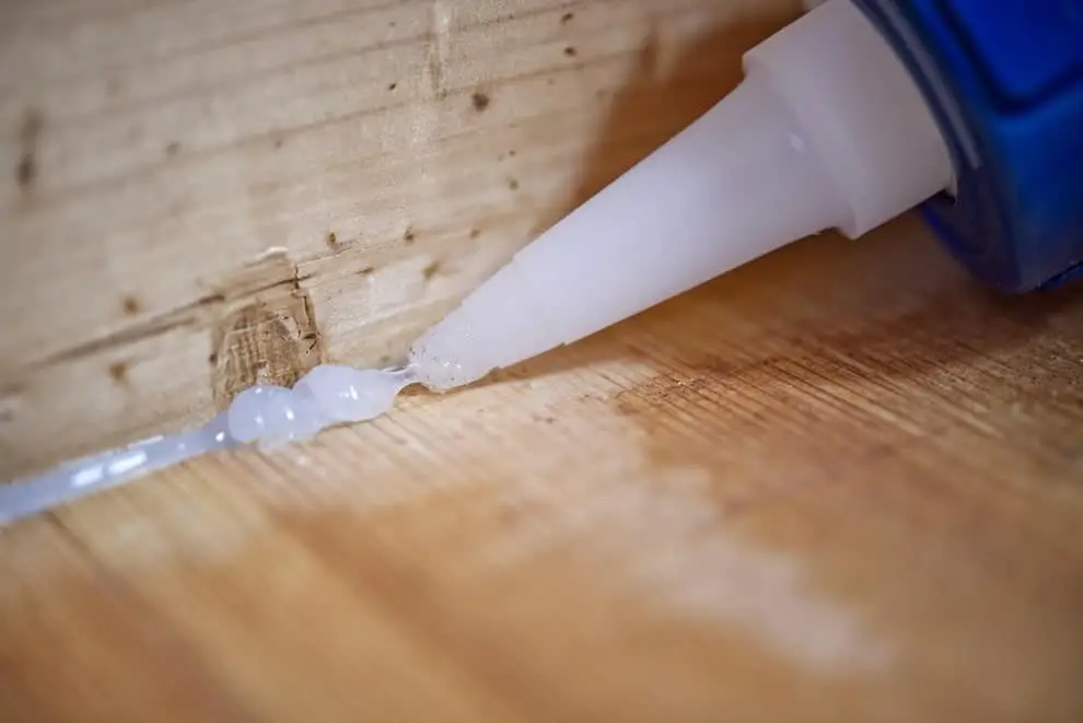 Softening: Apply a commercial caulk remover on the silicone caulk.
