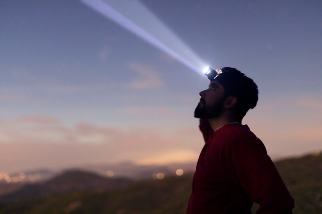 Best Head Lamp for Contractors