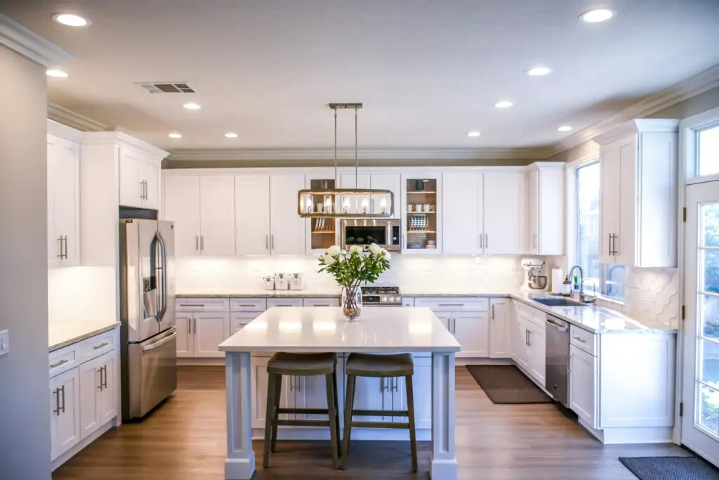 how to decorate a kitchen soffit