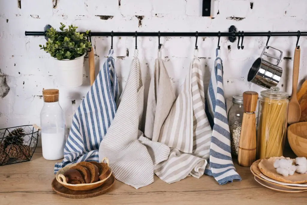 how to make hanging kitchen towels