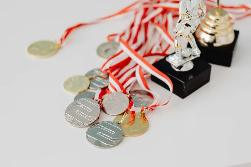 how to display medals at home