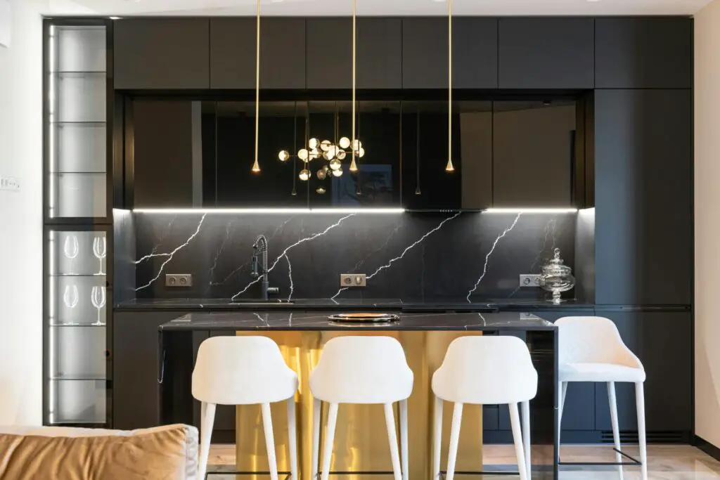 how to decorate kitchen island
