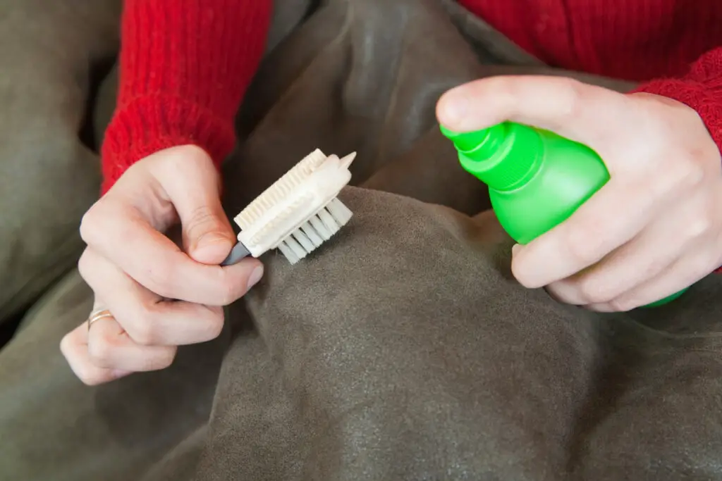 Best Leather Wipes for Sofa