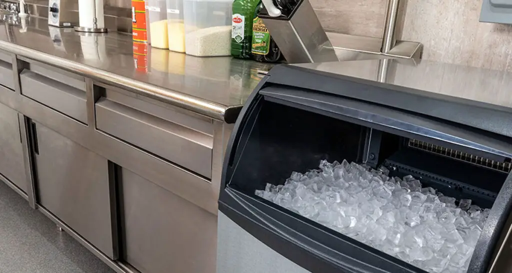 Best Ice Maker for Home Bar