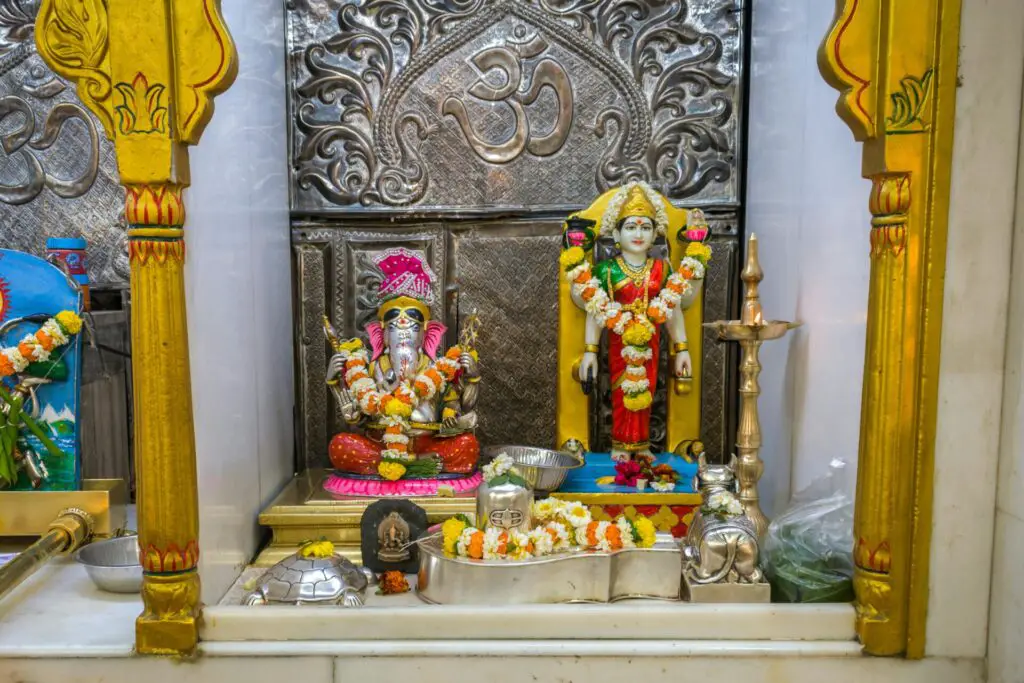 how to make pooja mandir at home in USA