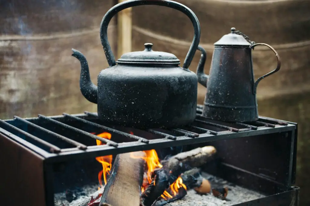 how to make an outdoor kitchen on a budget