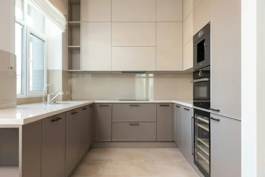 how to decorate a large kitchen wall