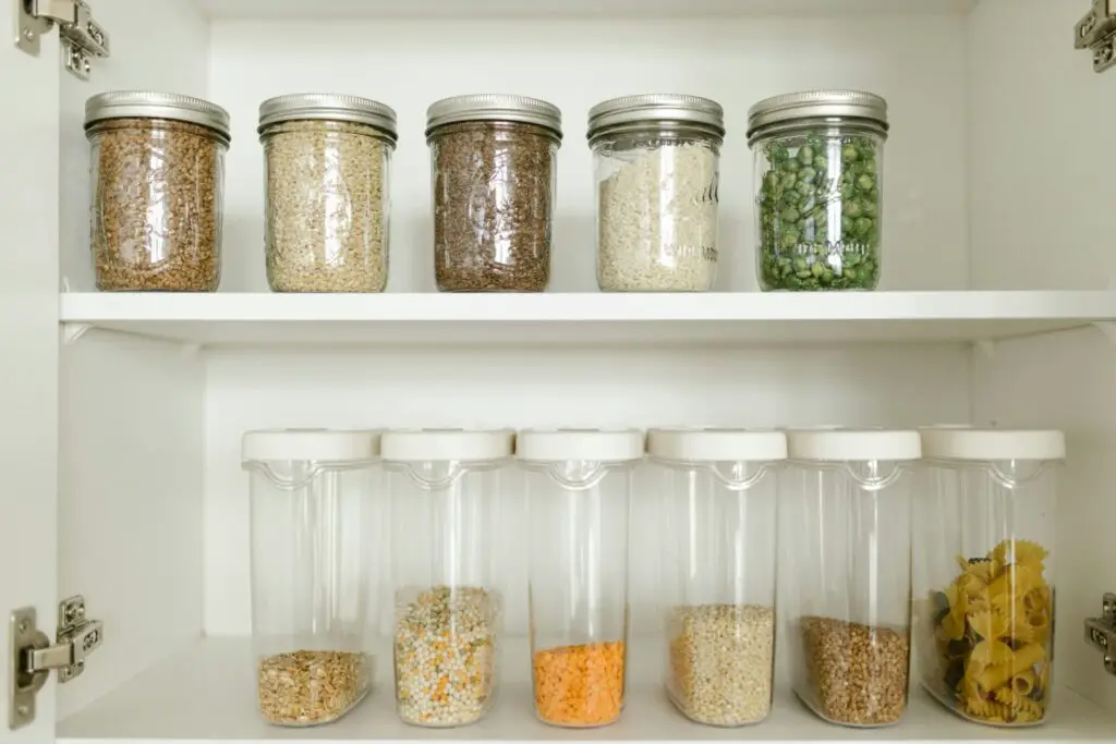 how to build a kitchen pantry