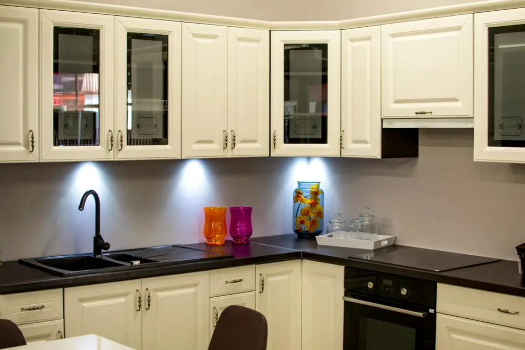 how to paint a kitchen sink