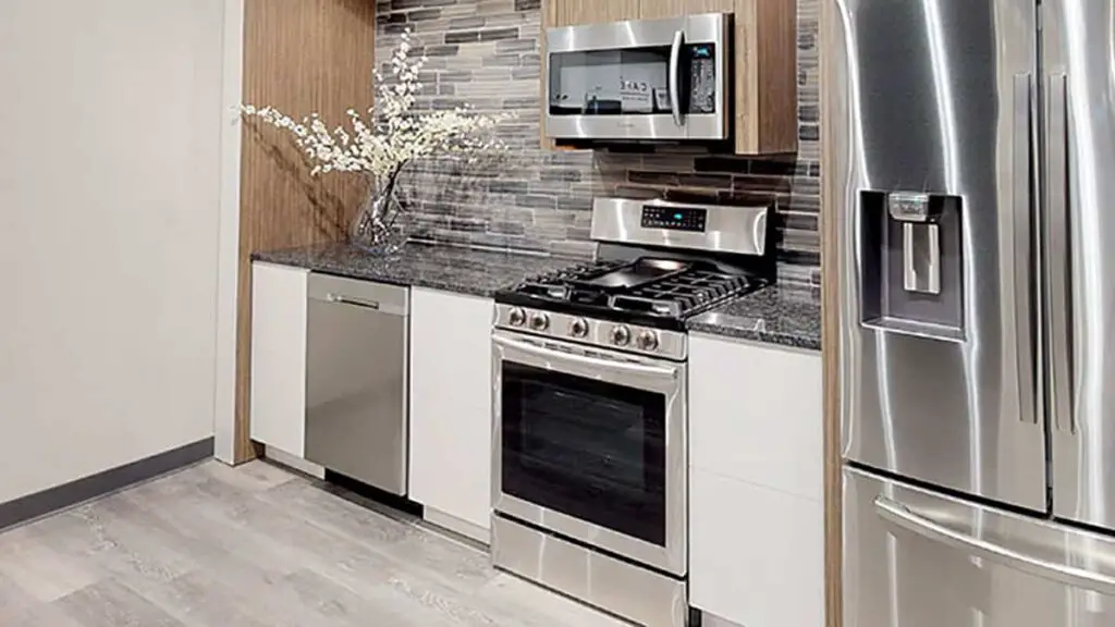 Best Over the Range Microwave With Exhaust Fan And Light